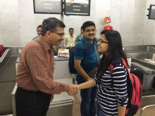 Shri Ashwani Lohani, CMD Air India wishing the passenger